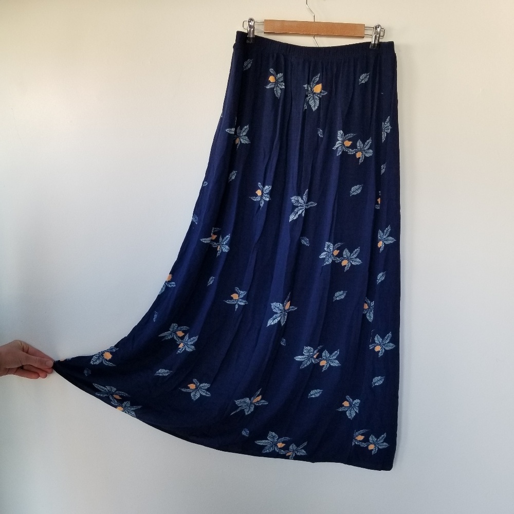 Mossimo: Dark blue floral print maxi skirt- L